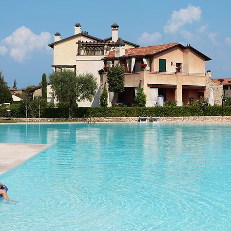 Garda Resort Village Peschiera del Garda Exterior photo