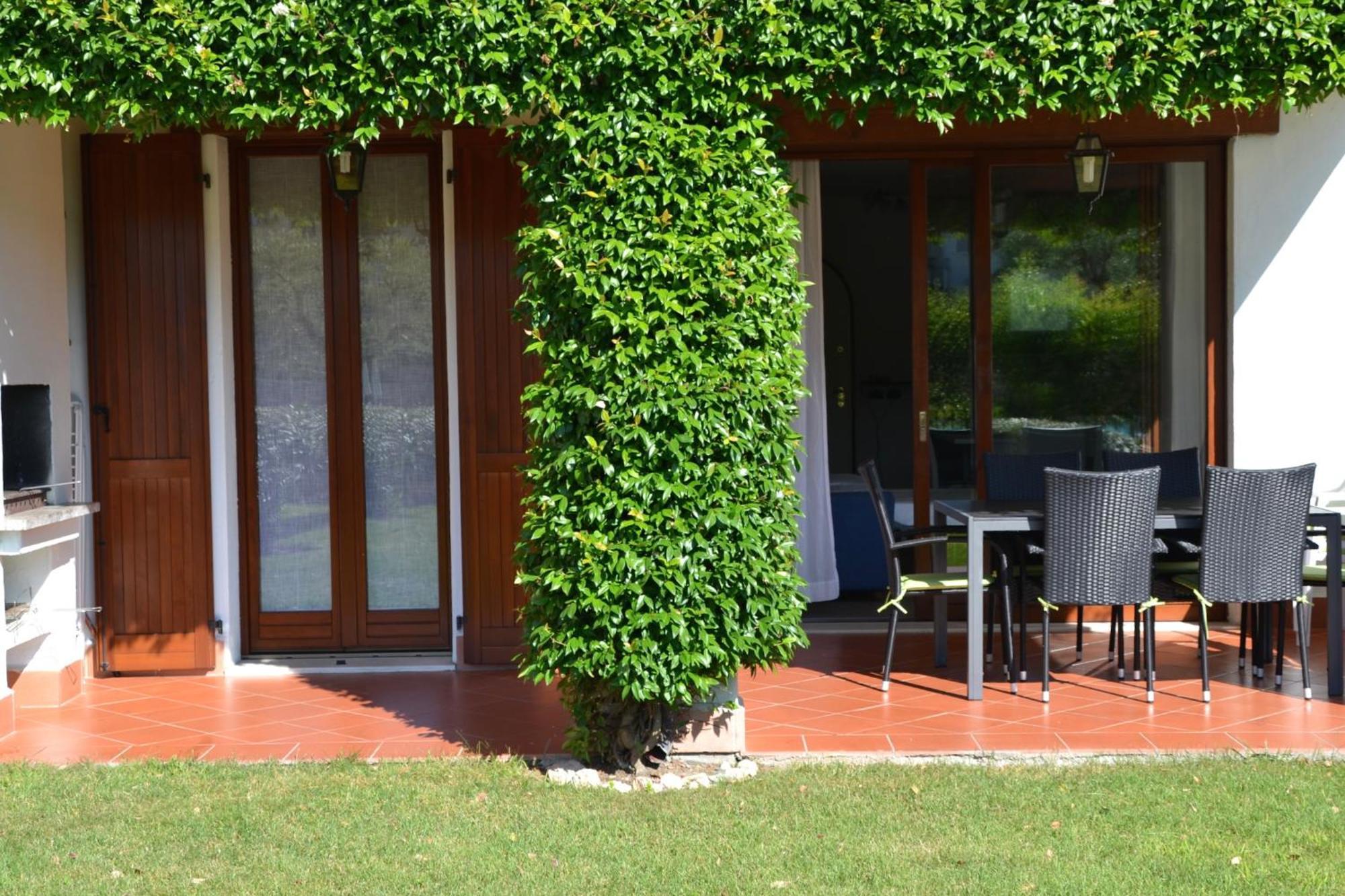 Garda Resort Village Peschiera del Garda Exterior photo