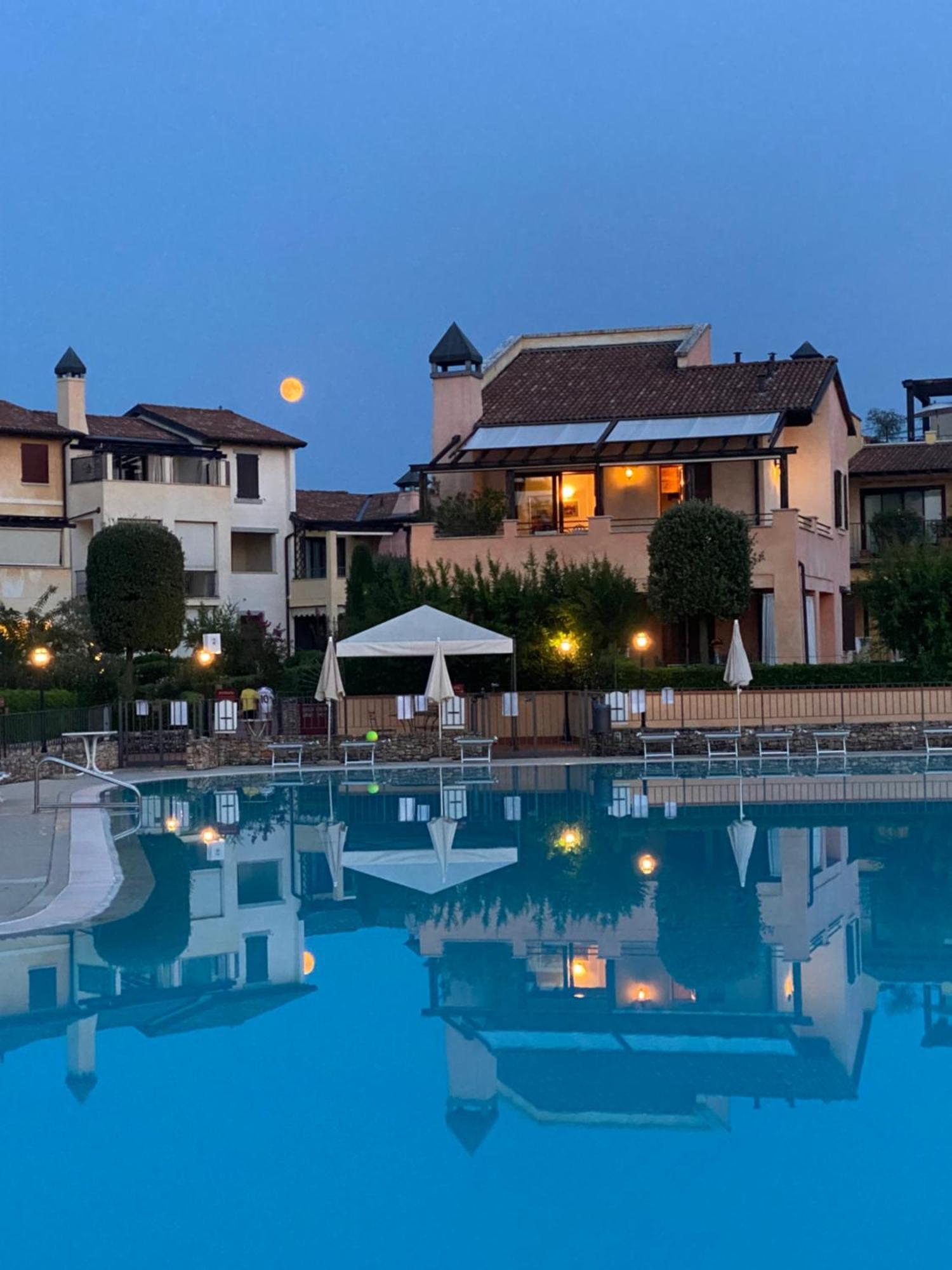 Garda Resort Village Peschiera del Garda Exterior photo